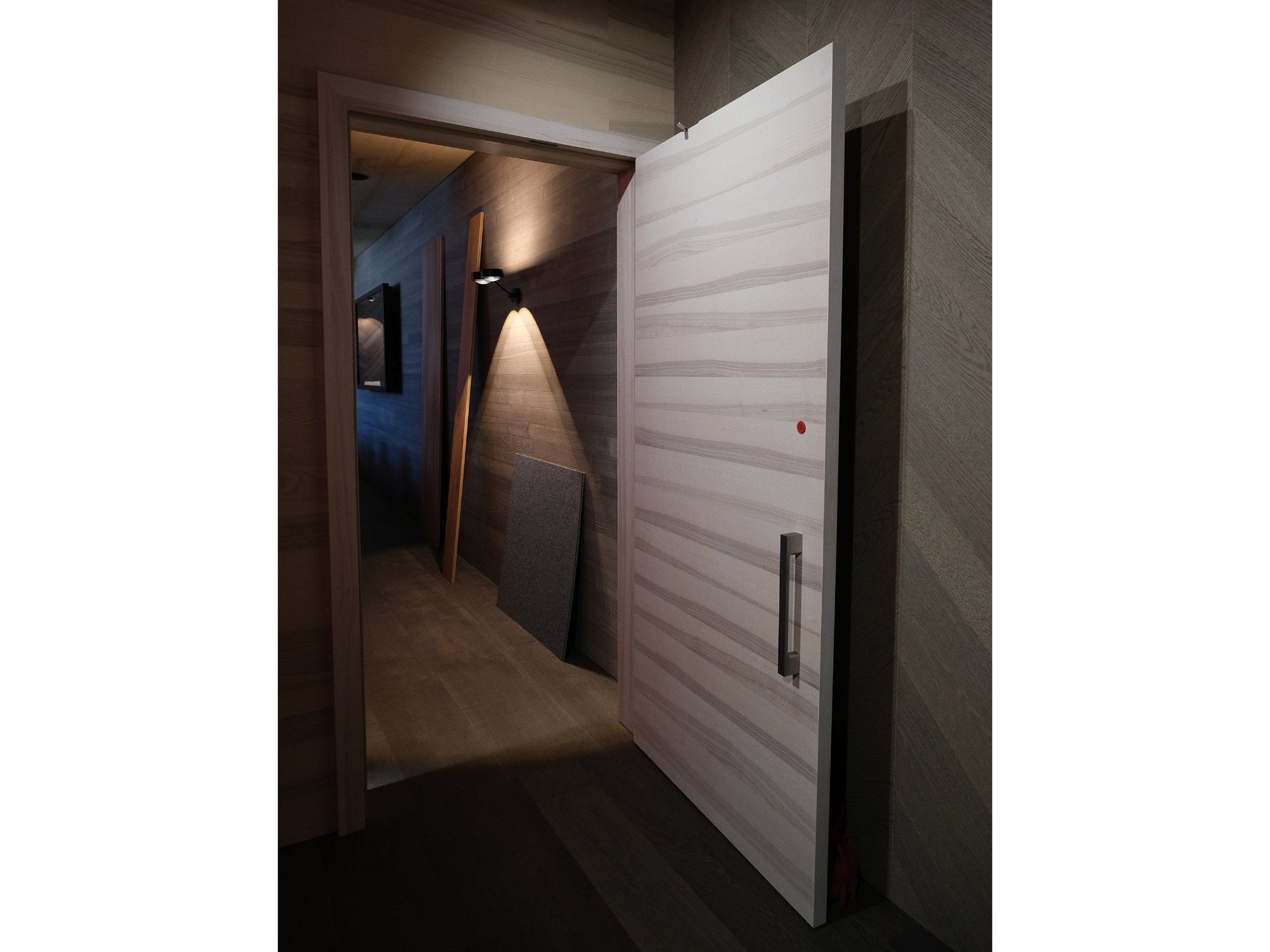 Futtertüre Esche Kern weiss gebürstet geölt