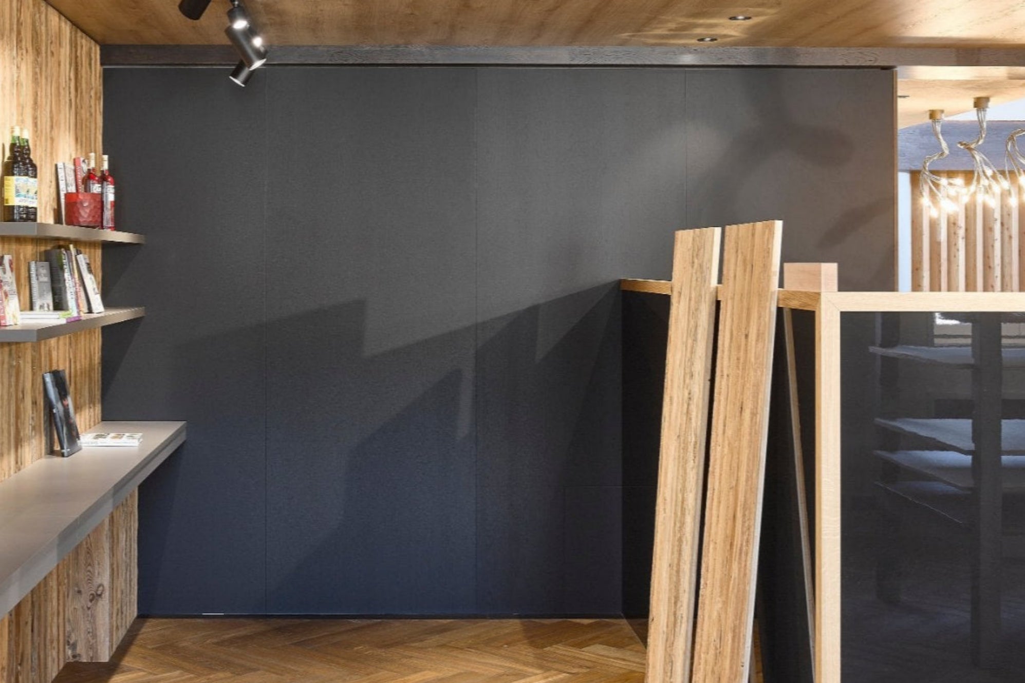 Designplatte Uni Dekor schwarz Holzstruktur matt