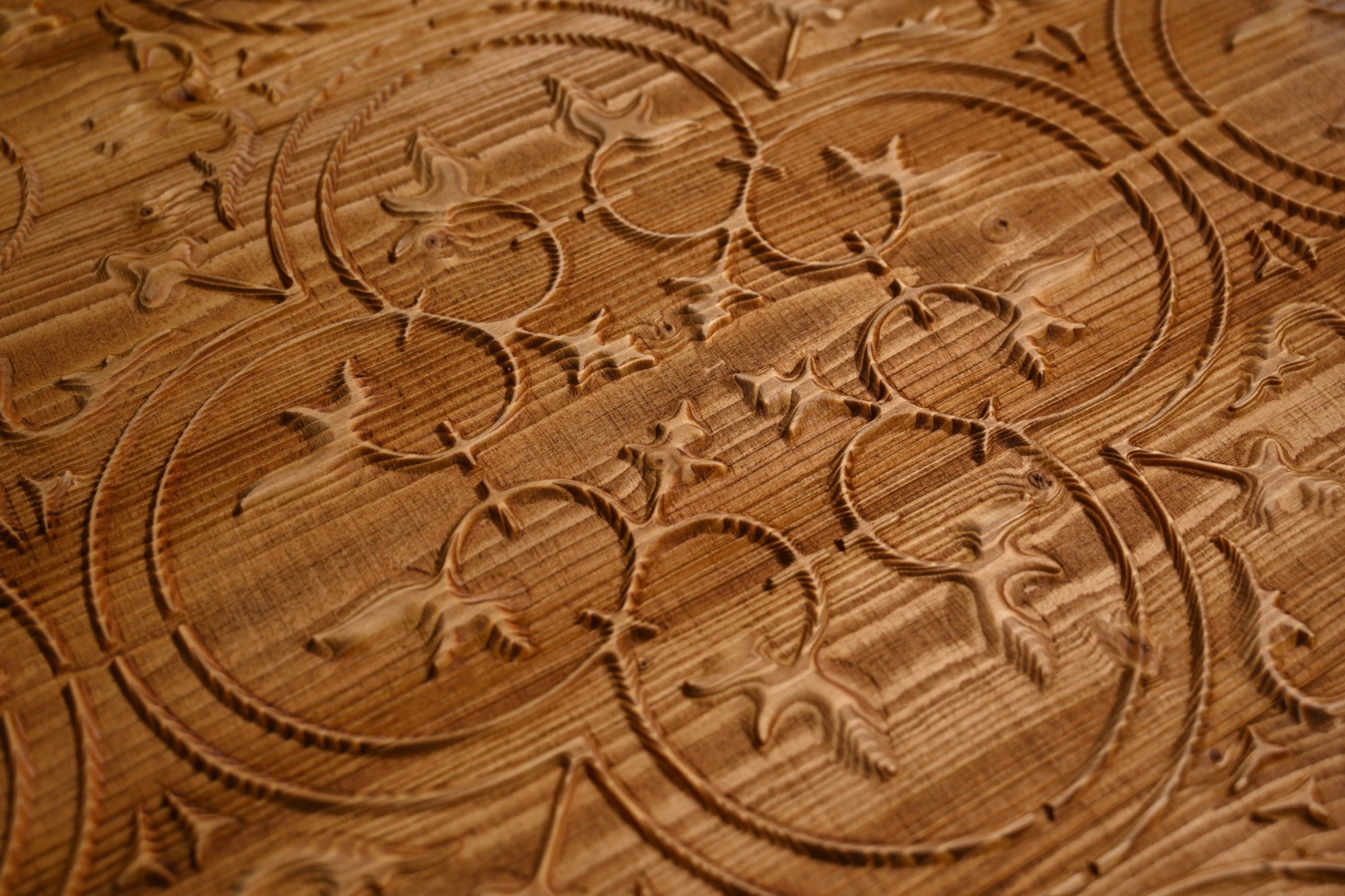 Designplatte Fichte gelaserte Relief Struktur in Ornament Optik